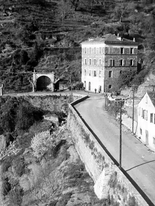 A road through the town of Cervione.