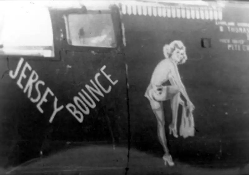 'Jersey Bounce' nose art.