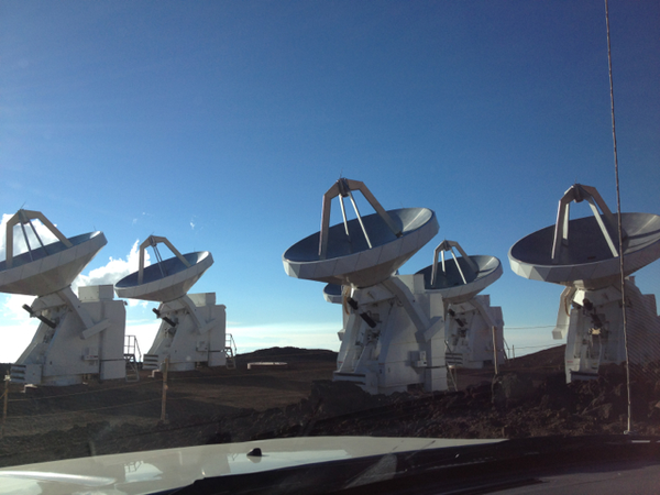 Telescope dishes on Mauna Kea