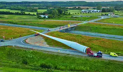 Transporting turbine blades