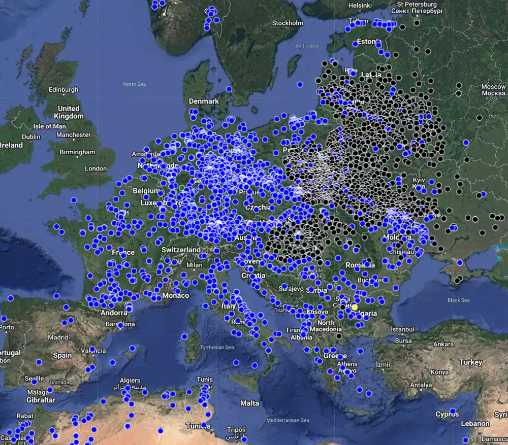 map of concentration camps and ghettos