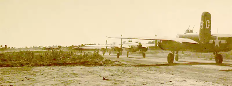 B-25s taxiing to the runway before taking off. Photo by Quentin Kaiser.
